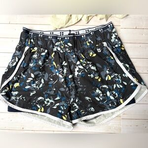 Like new Sweaty Betty shorts